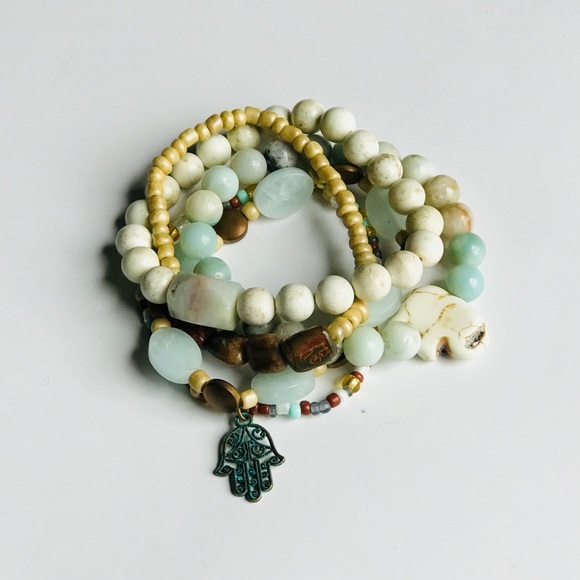 Flint+Feather Natural Tone Stretch Bracelet Stack - Picture 4 of 4
